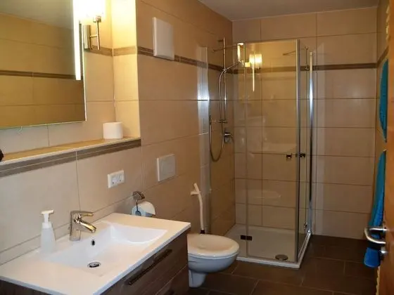 Standard Apart Daire, Özel Banyo
