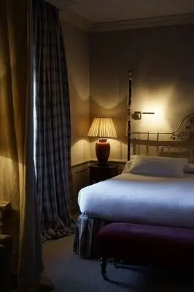 Standard Büyük Yataklı Tek Kişilik Oda