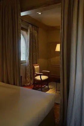 Standard Büyük Yataklı Tek Kişilik Oda