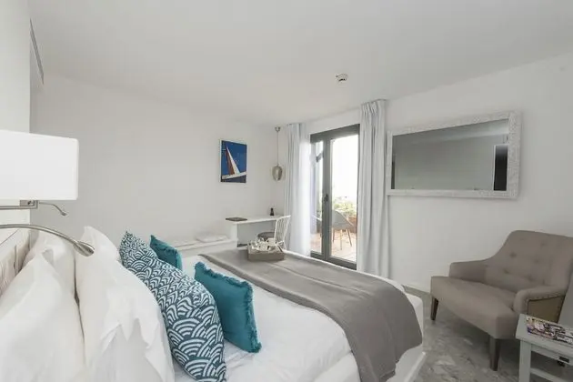 Dört Kişilik Oda (Helios)