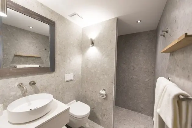 Dört Kişilik Oda (Helios)