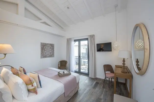 Tek Büyük Yataklı Oda (Bougainville)