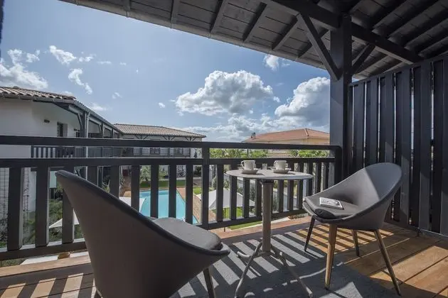 Tek Büyük Yataklı Oda (Bougainville)