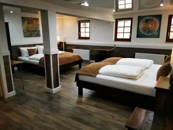 Deluxe Dört Kişilik Oda