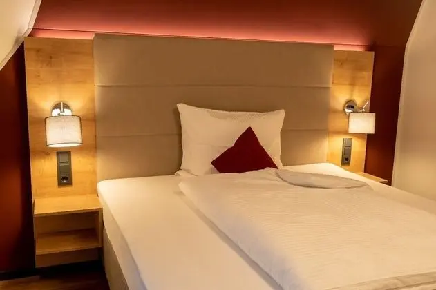 Comfort Tek Büyük Yataklı Oda (with Loggia)