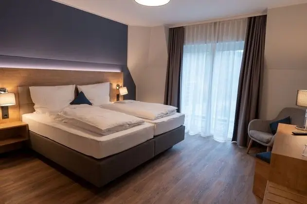 Comfort Tek Büyük Yataklı Oda (Plus with Loggia)