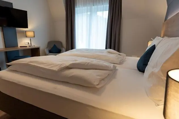 Comfort Tek Büyük Yataklı Oda (Plus with Loggia)