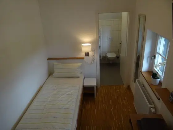 Tek Kişilik Oda, Banyolu/Duşlu, Bahçe Manzaralı