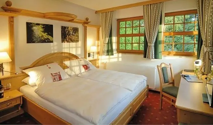 Basic Üç Kişilik Oda