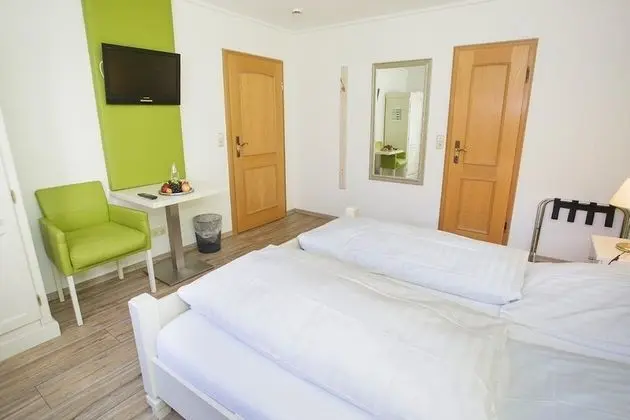 Tek Büyük veya İki Ayrı Yataklı Oda