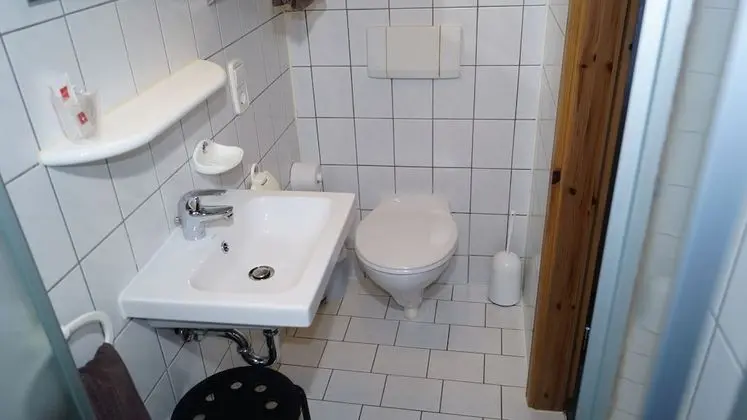 Tek Kişilik Oda, Banyolu/Duşlu