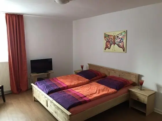 Standard Tek Büyük Yataklı Oda