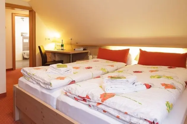 Comfort Tek Büyük Yataklı Oda
