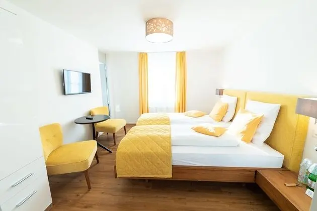 Tek Büyük Yataklı Oda