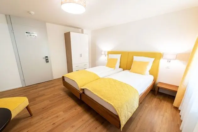 Tek Büyük Yataklı Oda (Seesicht)