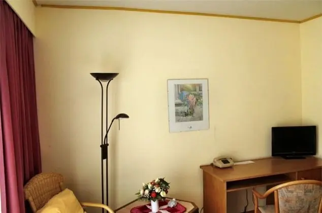 Tek Büyük Yataklı Oda, 1 Çift Kişilik Yatak, Sigara İçilmez