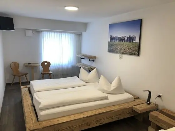 Basic Tek Büyük Yataklı Oda, Ortak Banyo