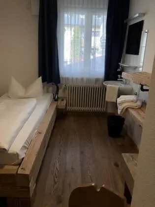 Basic Tek Kişilik Oda, Ortak Banyo
