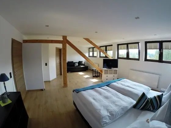 Deluxe Tek Büyük Yataklı Oda, Özel Banyo, Nehir Manzaralı