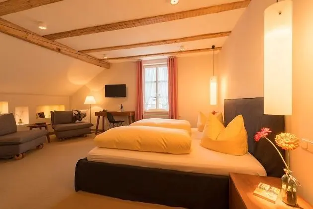 Comfort Tek Büyük Yataklı Oda