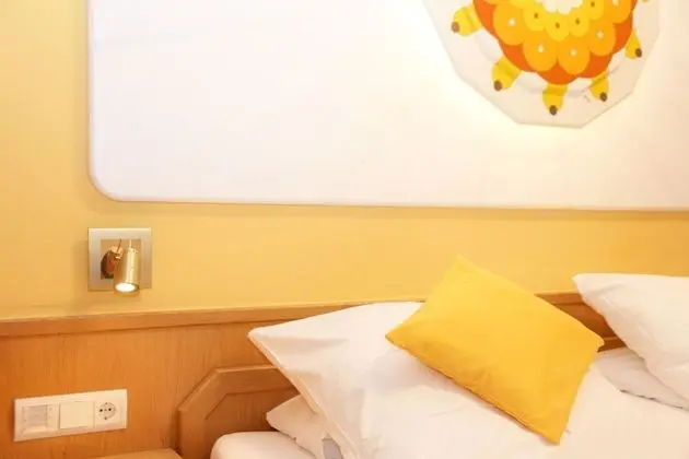 Tek Büyük Yataklı Oda