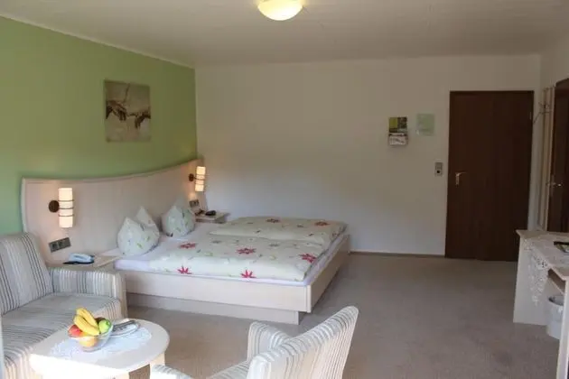 Tek Büyük Yataklı Oda, Balkon