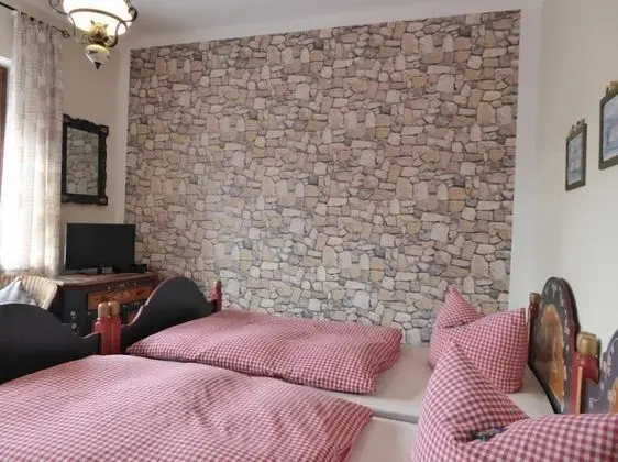 Tek Büyük Yataklı Oda (Private Bathroom)