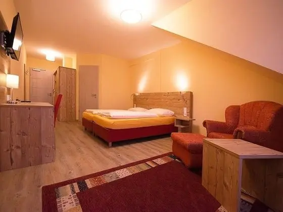 Deluxe Tek Büyük veya İki Ayrı Yataklı Oda, Banyolu/Duşlu