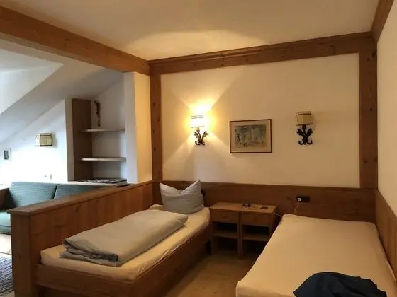 Tek Büyük Yataklı Oda