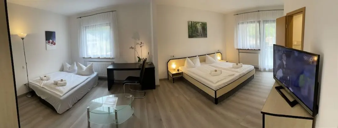 Tek Büyük Yataklı Oda, Banyolu/Duşlu