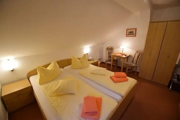 Standard Tek Büyük Yataklı Oda