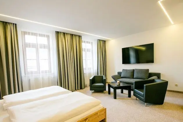 Traditional Üç Kişilik Oda, Tepe Manzaralı