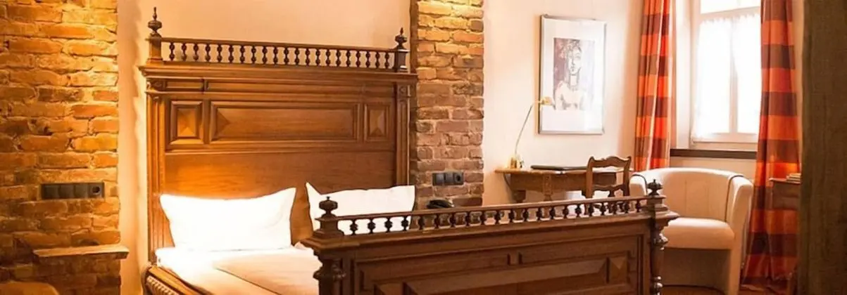 Comfort Tek Büyük Yataklı Oda