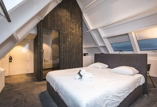 Standard room with shower in castle 2p