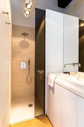 Standard room with shower in coach house 2p.