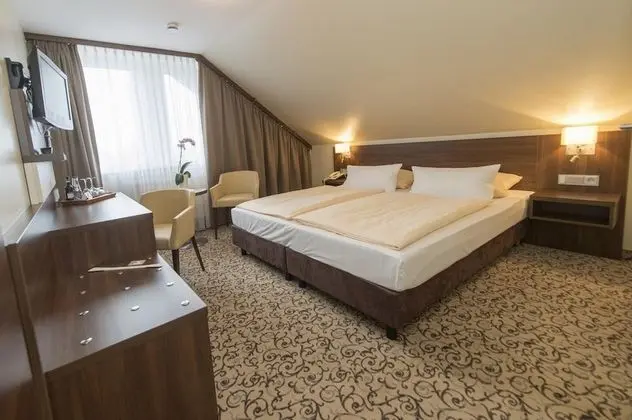 Comfort Tek Büyük Yataklı Oda