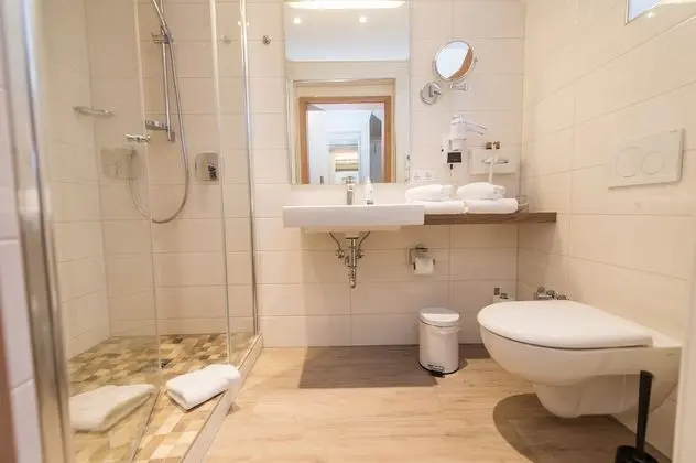 Comfort Tek Büyük Yataklı Oda (Plus)