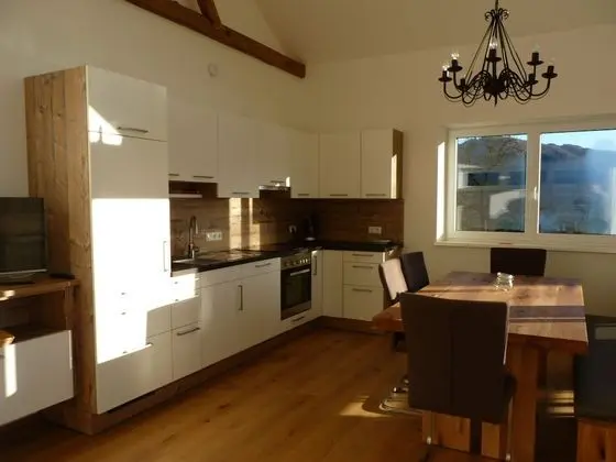 Superior Apart Daire, 2 Yatak Odası, Sauna, Göl Manzaralı