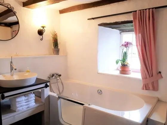 Romantic Ev (Altes Steinhaus)