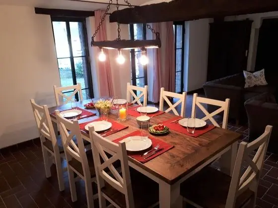 Romantic Ev (Altes Steinhaus)