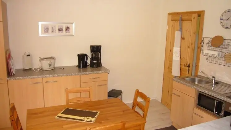 Apart Daire, Zemin Kat (Haus 4)