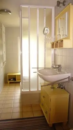 Apart Daire, Zemin Kat (Haus 4)