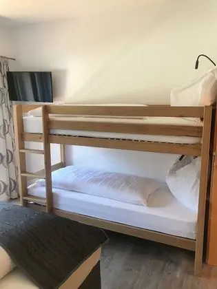 Ev