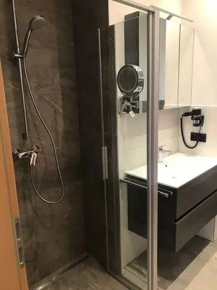 Ev