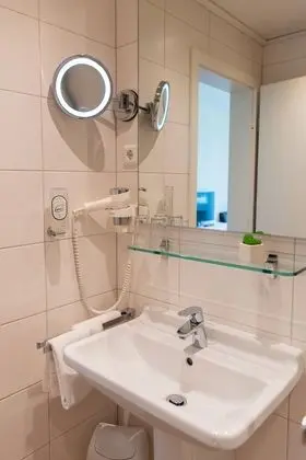 Basic Üç Kişilik Oda