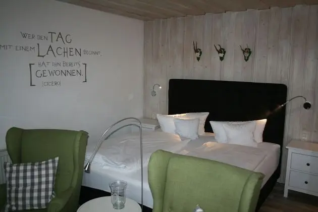 Superior Tek Büyük Yataklı Oda, Bahçe Manzaralı