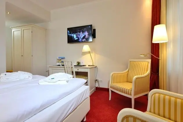 Comfort Tek Büyük Yataklı Oda