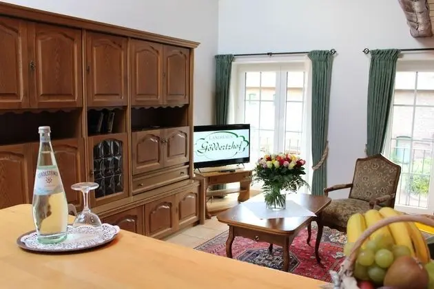 Classic Tek Büyük Yataklı Oda