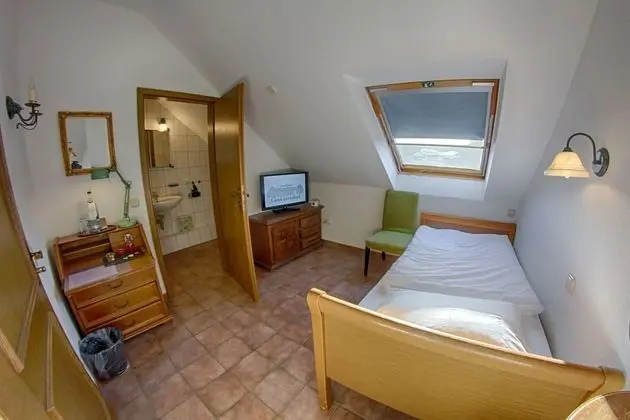 Economy Tek Kişilik Oda