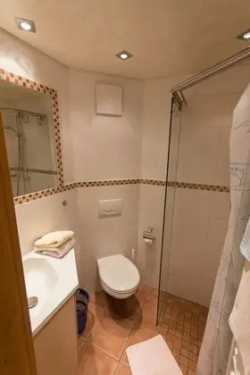 Tek Büyük Yataklı Oda, Balkon